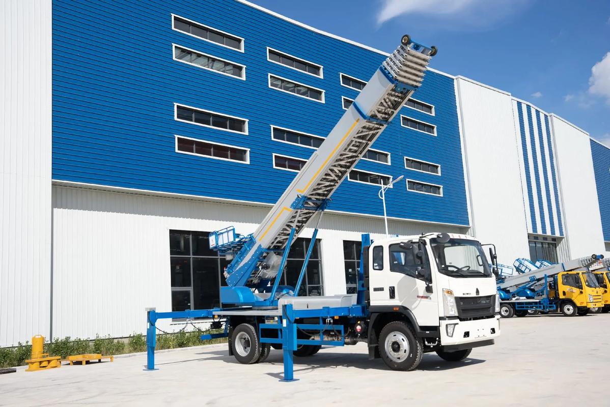 井冈山小型云梯车上料车租赁多少钱