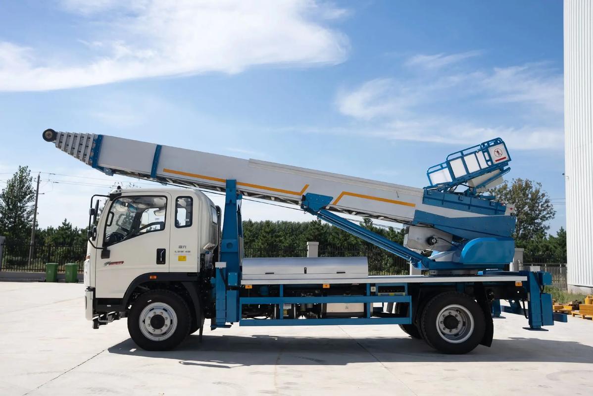 井冈山云梯上料车租赁费用